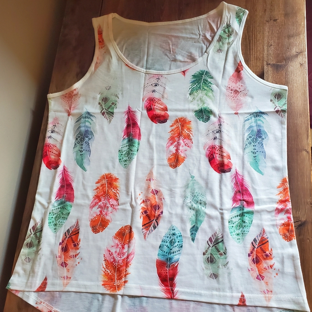 Multi Color Feather Aztec Feather Tank - Picture 7 of 8